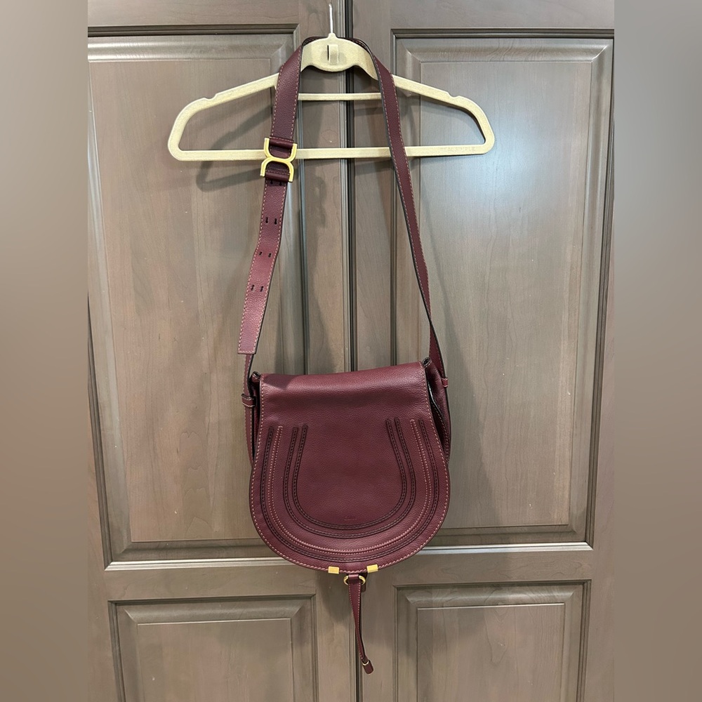 Chloe Medium Marcie Crossbody Bag in Burgundy - Picture 3 of 15